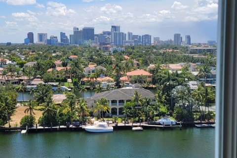 Condo in Fort Lauderdale, Florida, 3 bedrooms  № 2281166 - photo 12