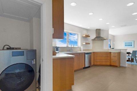 Condo in Fort Lauderdale, Florida, 3 bedrooms  № 2281166 - photo 8