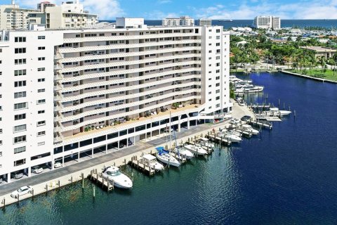 Condo in Fort Lauderdale, Florida, 3 bedrooms  № 2281166