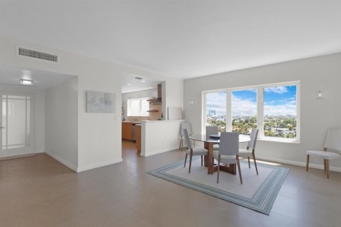 Condo in Fort Lauderdale, Florida, 3 bedrooms  № 2281166 - photo 10
