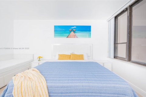 Condominio en alquiler en Hollywood, Florida, 2 dormitorios, 104.05 m2 № 2037759 - foto 22