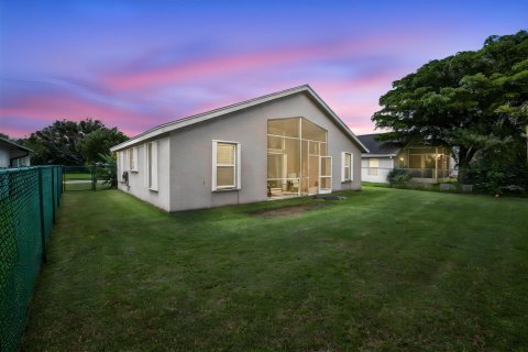 Villa ou maison à vendre à Stuart, Floride: 3 chambres, 137.96 m2 № 2384561 - photo 3