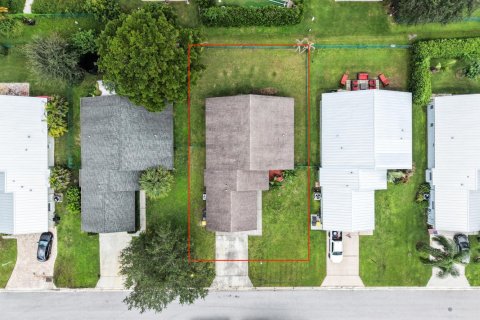 Villa ou maison à vendre à Stuart, Floride: 3 chambres, 137.96 m2 № 2384561 - photo 6
