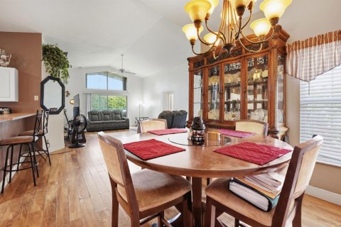 Villa ou maison à vendre à Stuart, Floride: 3 chambres, 137.96 m2 № 2384561 - photo 18