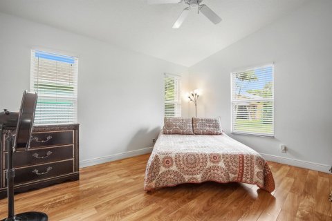 Villa ou maison à vendre à Stuart, Floride: 3 chambres, 137.96 m2 № 2384561 - photo 20