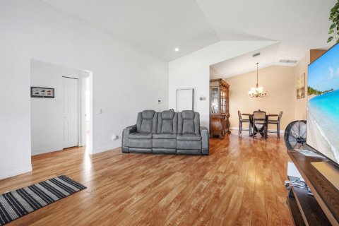 Villa ou maison à vendre à Stuart, Floride: 3 chambres, 137.96 m2 № 2384561 - photo 9
