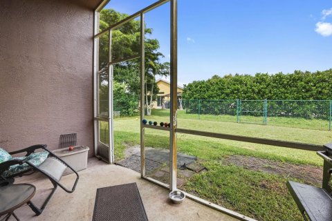 Villa ou maison à vendre à Stuart, Floride: 3 chambres, 137.96 m2 № 2384561 - photo 26