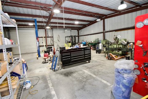 Commercial property in Hudson, Florida 148.64 sq.m. № 2224861 - photo 6