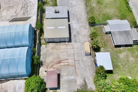 Commercial property in Hudson, Florida 148.64 sq.m. № 2224861 - photo 2
