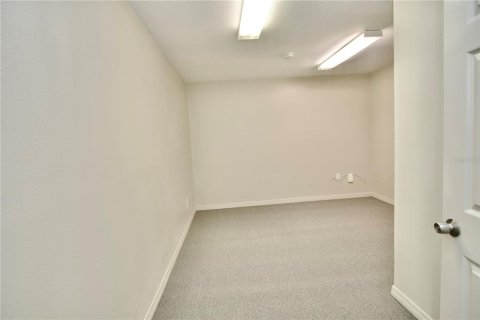 Commercial property in Hudson, Florida 148.64 sq.m. № 2224861 - photo 9