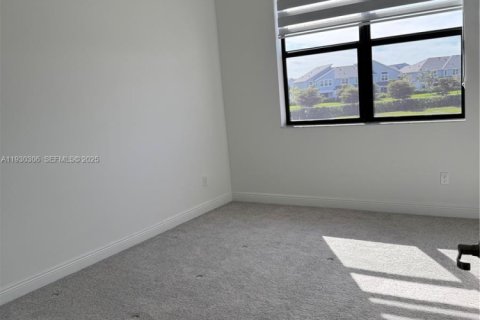 Снять в аренду виллу или дом в Уэстлейк, Флорида 3 спальни, 196.02м2, № 1989394 - фото 21