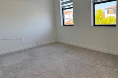 Снять в аренду виллу или дом в Уэстлейк, Флорида 3 спальни, 196.02м2, № 1989394 - фото 19