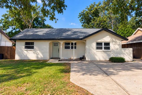 Villa ou maison à Gulfport, Floride 4 chambres, 172.05 m2 № 2436803