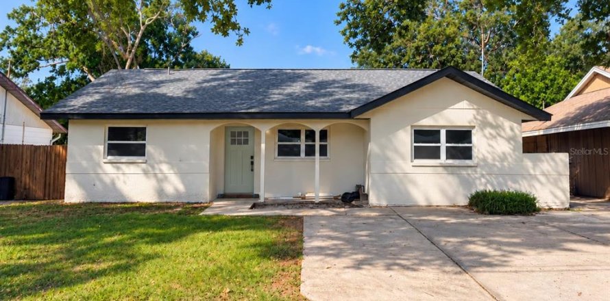 Villa ou maison à Gulfport, Floride 4 chambres, 172.05 m2 № 2436803