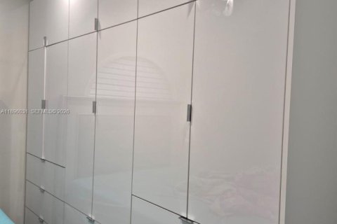 Купить виллу или дом в Хайалиа, Флорида 3 спальни, 117.06м2, № 2079539 - фото 19