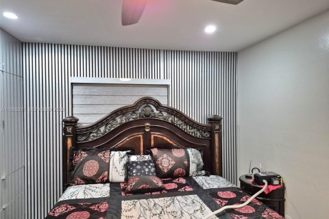 Купить виллу или дом в Хайалиа, Флорида 3 спальни, 117.06м2, № 2079539 - фото 20