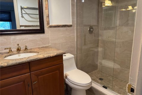 Condo in Sunrise, Florida, 2 bedrooms  № 1792604 - photo 14
