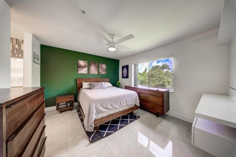 Condominio en venta en Hypoluxo, Florida, 3 dormitorios, 107.95 m2 № 2189537 - foto 11