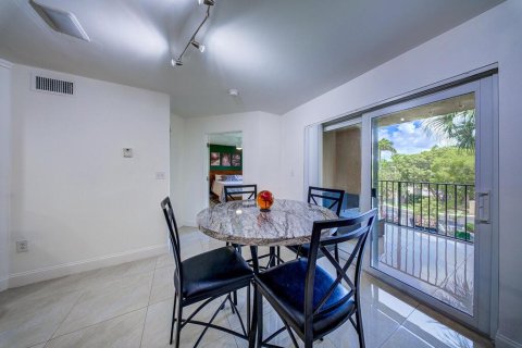 Condominio en venta en Hypoluxo, Florida, 3 dormitorios, 107.95 m2 № 2189537 - foto 8