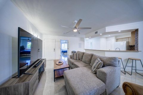 Condominio en venta en Hypoluxo, Florida, 3 dormitorios, 107.95 m2 № 2189537 - foto 5