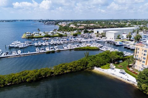 Condominio en venta en Hypoluxo, Florida, 3 dormitorios, 107.95 m2 № 2189537 - foto 25