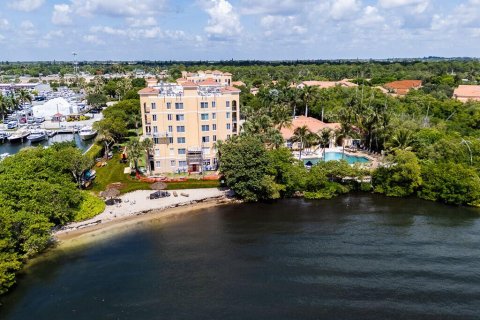 Condominio en venta en Hypoluxo, Florida, 3 dormitorios, 107.95 m2 № 2189537 - foto 26