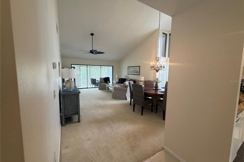 Casa en alquiler en Sarasota, Florida, 2 dormitorios, 119.19 m2 № 1909157 - foto 5