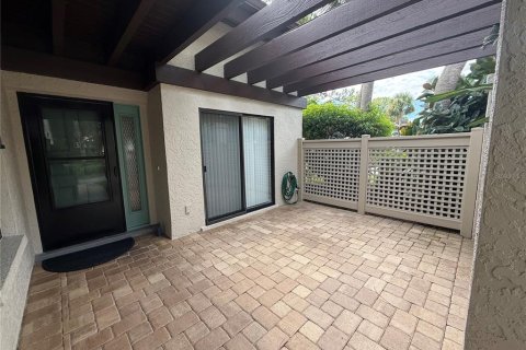 Casa en alquiler en Sarasota, Florida, 2 dormitorios, 119.19 m2 № 1909157 - foto 2