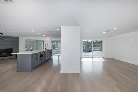 Villa ou maison à vendre à Port Richey, Floride: 3 chambres, 198.44 m2 № 2318458 - photo 12
