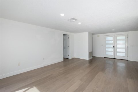 Villa ou maison à vendre à Port Richey, Floride: 3 chambres, 198.44 m2 № 2318458 - photo 9