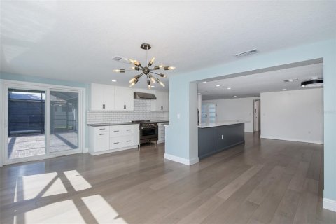 Villa ou maison à vendre à Port Richey, Floride: 3 chambres, 198.44 m2 № 2318458 - photo 19