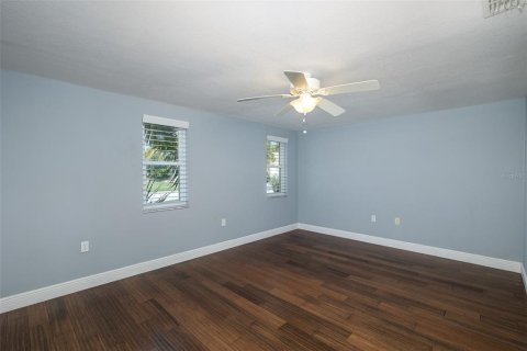 Villa ou maison à vendre à Port Richey, Floride: 3 chambres, 198.44 m2 № 2318458 - photo 29