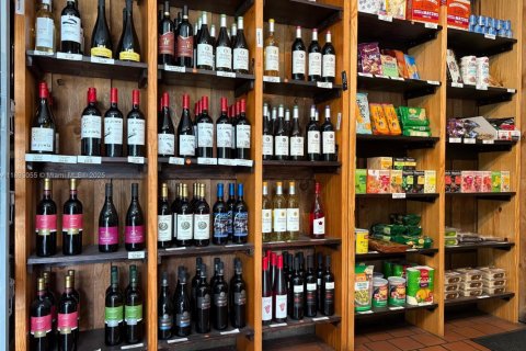 Propiedad comercial en venta en Deerfield Beach, Florida № 1945028 - foto 13