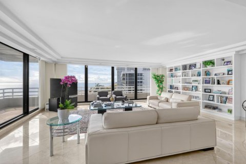 Copropriété à vendre à Boca Raton, Floride: 3 chambres, 289.58 m2 № 2261426 - photo 2