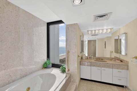 Copropriété à vendre à Boca Raton, Floride: 3 chambres, 289.58 m2 № 2261426 - photo 22