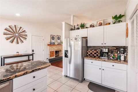 Villa ou maison à louer à Punta Gorda, Floride: 2 chambres, 93.27 m2 № 1767248 - photo 16