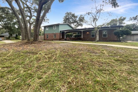 House in Jacksonville, Florida 4 bedrooms, 186.92 sq.m. № 826975 - photo 1