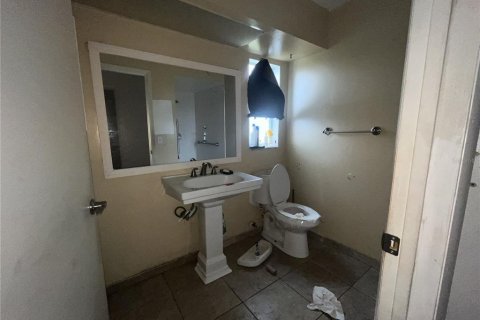House in Orlando, Florida 4 bedrooms, 166.76 sq.m. № 1754914 - photo 17