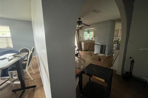 House in Orlando, Florida 4 bedrooms, 166.76 sq.m. № 1754914 - photo 8