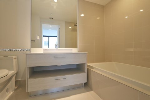 Copropriété à louer à Miami, Floride: 1 chambre, 72.09 m2 № 1982060 - photo 8