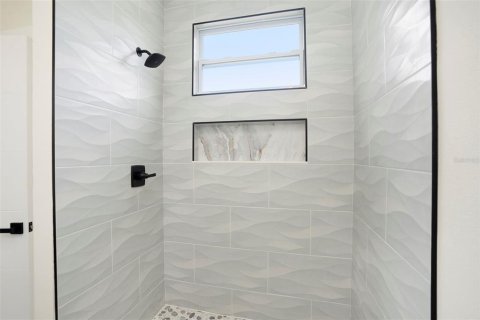 Propiedad comercial en venta en Tampa, Florida, 262.91 m2 № 2166392 - foto 18