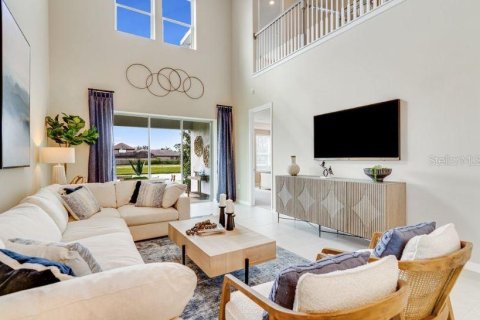 House in Apollo Beach, Florida 4 bedrooms, 246.38 sq.m. № 1663136 - photo 5
