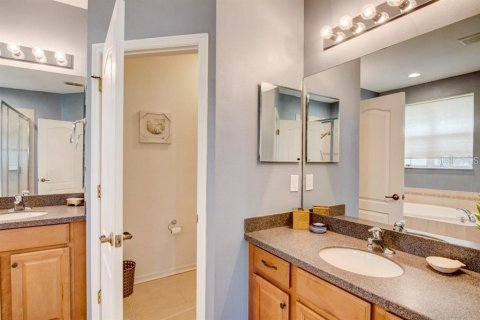 Townhouse in Sarasota, Florida 3 bedrooms, 197.05 sq.m. № 1780975 - photo 16