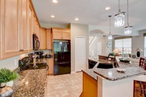 Townhouse in Sarasota, Florida 3 bedrooms, 197.05 sq.m. № 1780975 - photo 7