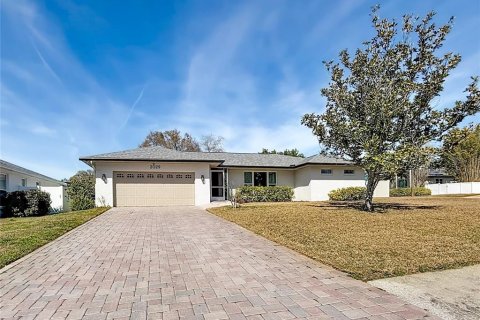 Casa en Dunedin, Florida 4 dormitorios, 178.74 m2 № 2167544