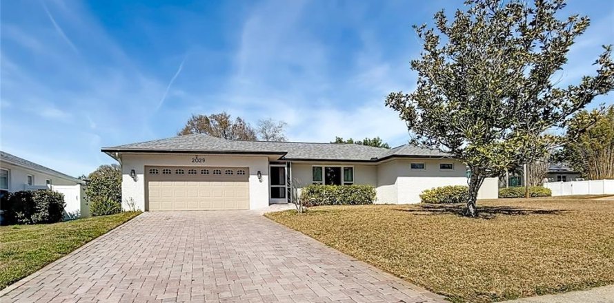 Casa en Dunedin, Florida 4 dormitorios, 178.74 m2 № 2167544