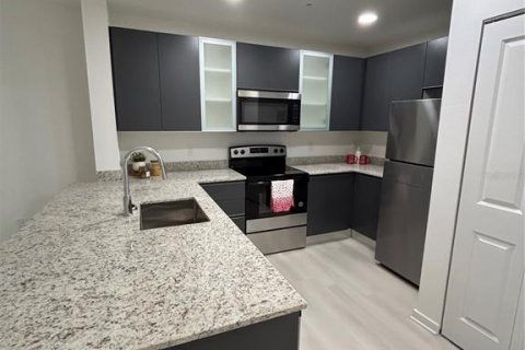 Снять в аренду кондоминиум в Орландо, Флорида 4 комнаты, 69.68м2, № 2102254 - фото 5
