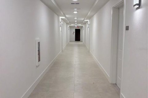 Снять в аренду кондоминиум в Орландо, Флорида 4 комнаты, 69.68м2, № 2102254 - фото 4