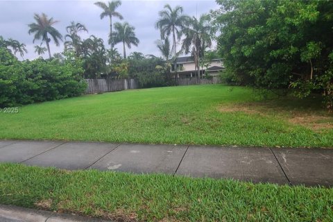 Land in Bay Harbor Islands, Florida № 1817080 - photo 3