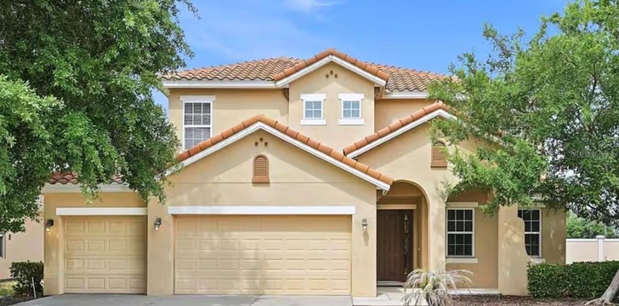 House in Davenport, Florida 6 bedrooms, 291.34 sq.m. № 2306845